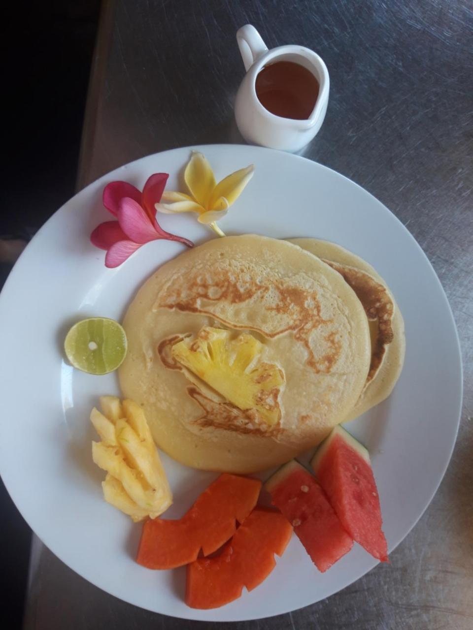 Trawangan Oasis Hotel Gili Trawangan Kültér fotó